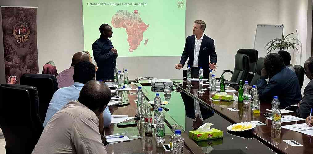 Activating committees to serve in organizing the campaigns