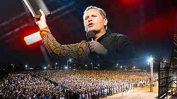 CfaN Bootcamp graduate Evangelist Randy Roberts is preaching for four nights in Nampula, Mozambique, a region previously unreached by other CfaN Gospel Campaigns. CfaN Bootcamp graduate Evangelist Randy Roberts is preaching for four nights in Nampula, Mozambique, a region previously unreached by other CfaN Gospel Campaigns.