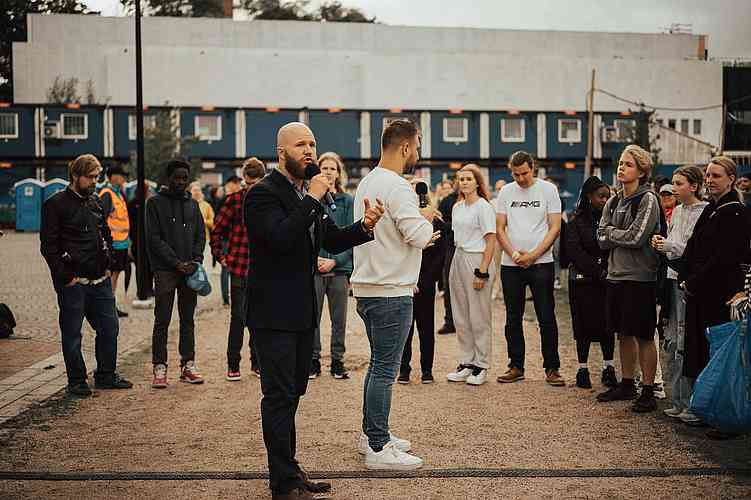 Copyright - Isaac and Heidi Lárraga