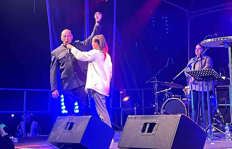 Shoulder and back healed.