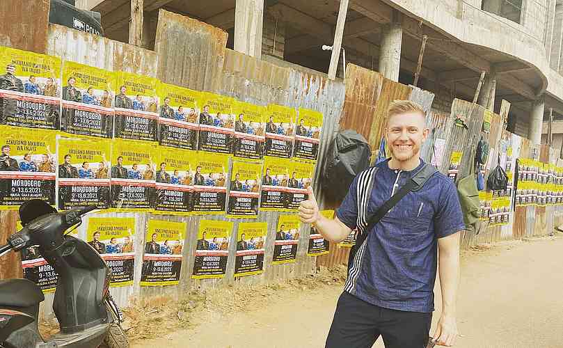 Daniel Smenes working together with CfaN Decapolis team to prepare for five simultaneous Gospel campaigns.